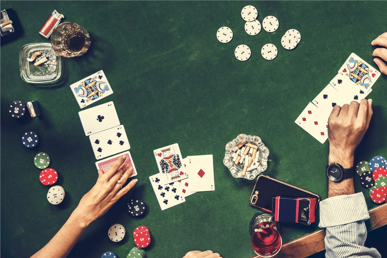 Porazte silné soupeře v pokeru se spolehlivým pokerovým podvodným zařízením